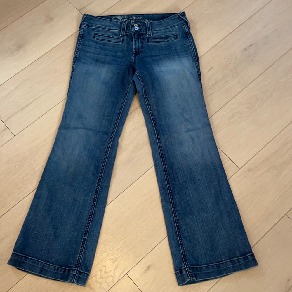 Ariat Denim flares. They are a size 30 short.